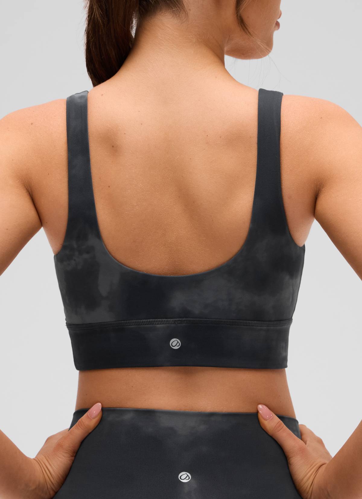 CRZ YOGA – חזיית Butterluxe לנשים ליוגה עם תמיכה נמוכה, Butterluxe , גב U, גזרה ארוכה, אפור, טיי-דיי, פרחים