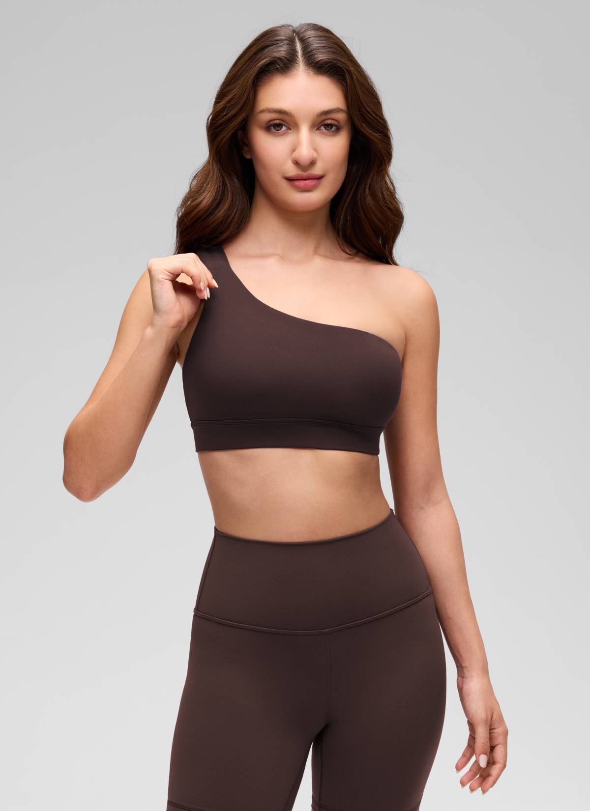 CRZ YOGA Butterluxe Womens One Shoulder Sports Bra Asymmetrical Padded Hot Fudge Brown