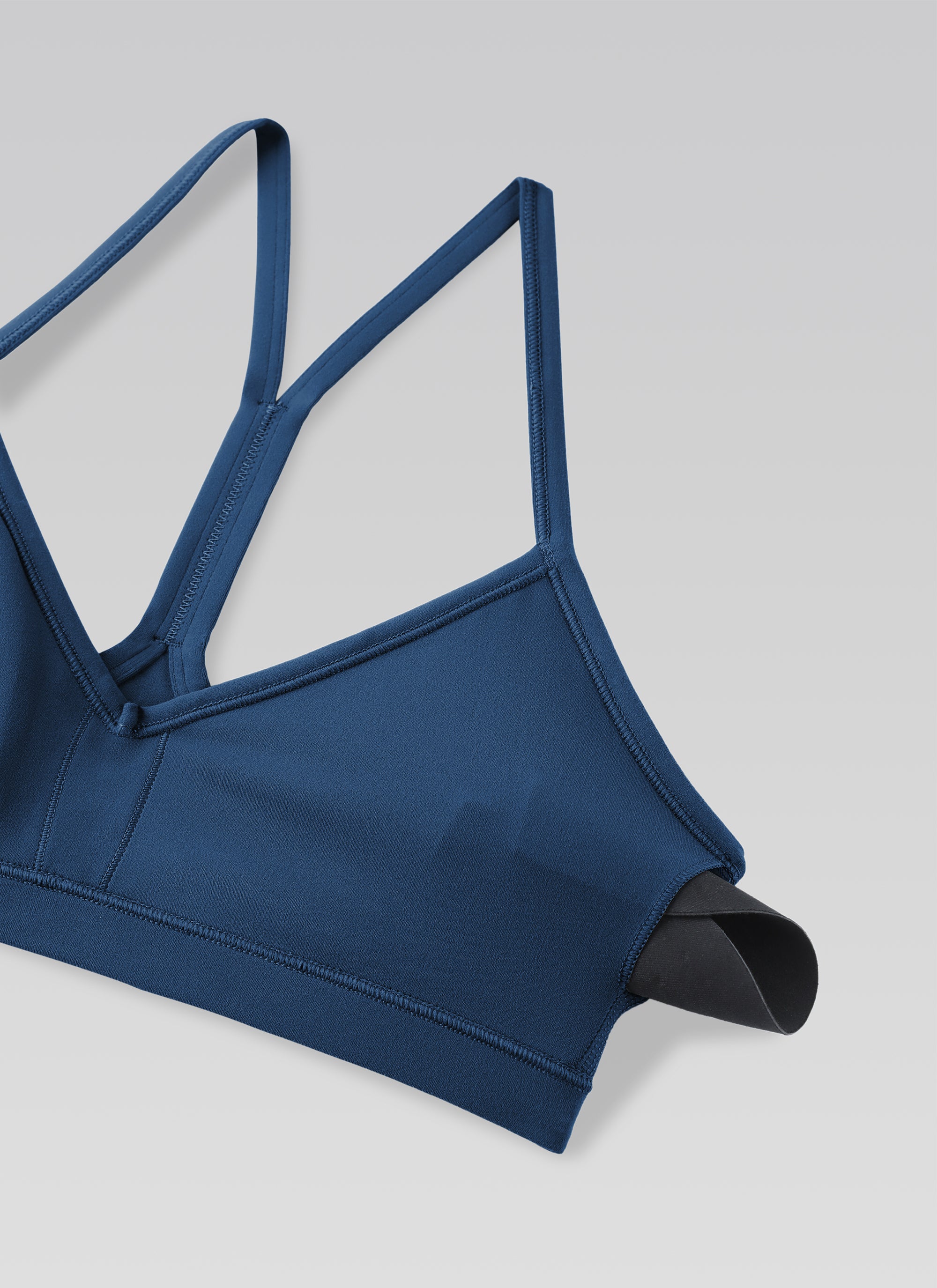 CRZ YOGA Butterluxe Womens Ruched V Neck Yoga Padded Sports Bra French Navy