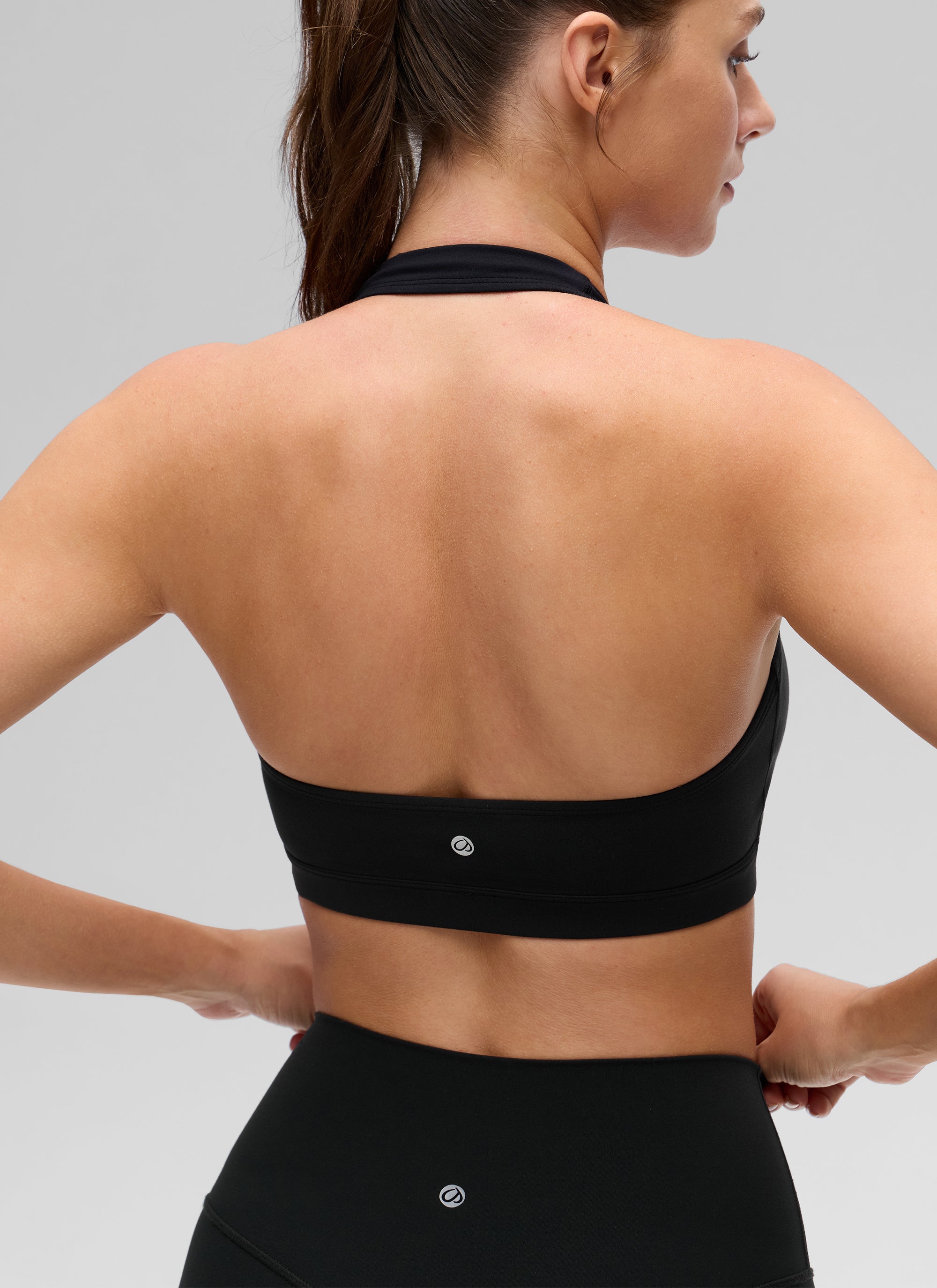 CRZ YOGA Womens Yoga Scoop Neck Padded Open Back Sports Bras Black