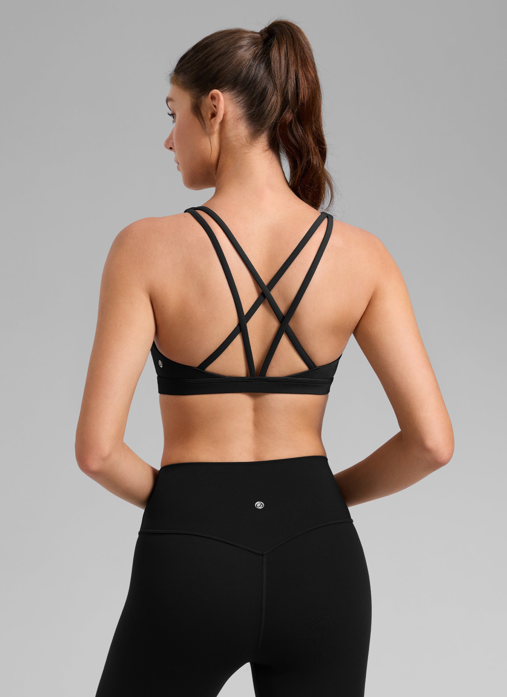 CRZ YOGA Women's Butterlift Workout U Neck Cross Back Sports Bra Black