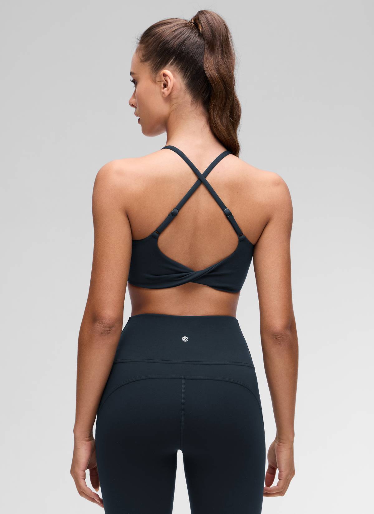 CRZ YOGA Women's Butterluxe Yoga Scoop Neck Twist Cross Back Sport Bra True Navy