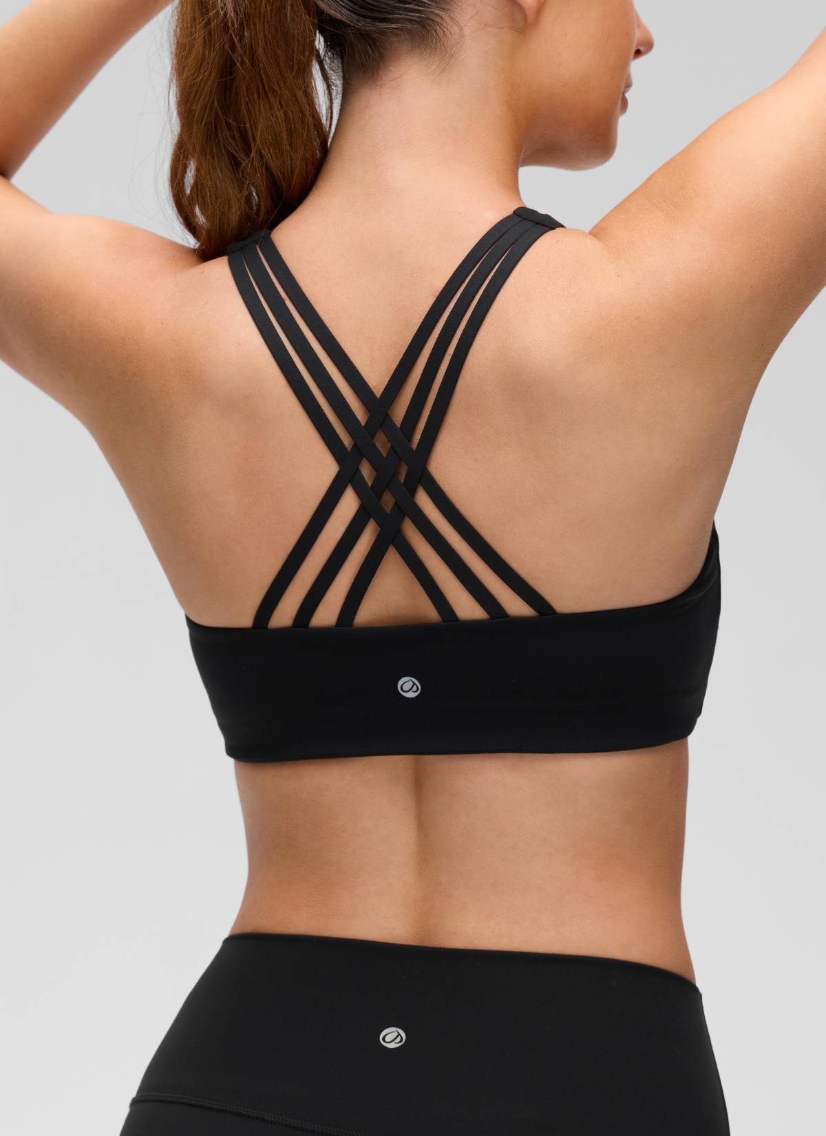 CRZ YOGA Women's Butterluxe Yoga V Neck Strappy Back Sports Bra Black