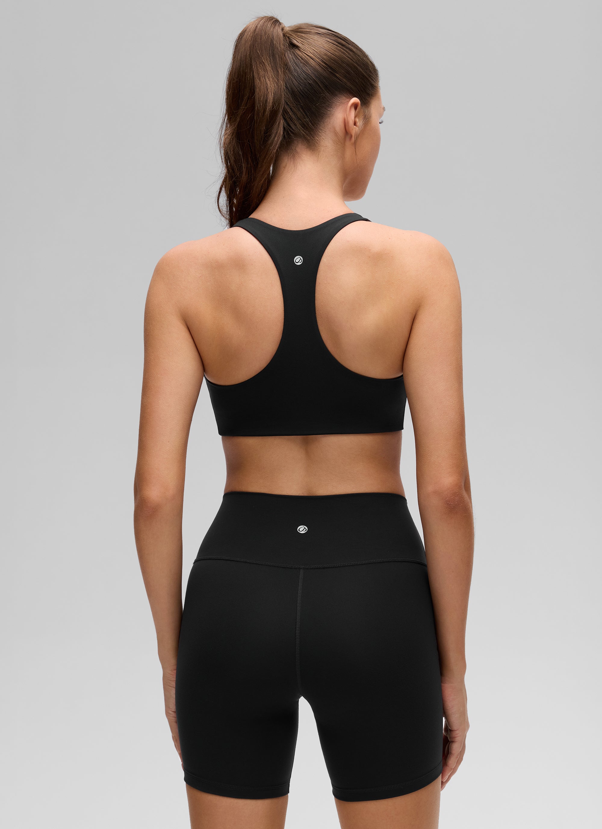 CRZ YOGA Women's Butterluxe Yoga V Neck RacerBack Build in Sports Bra Black