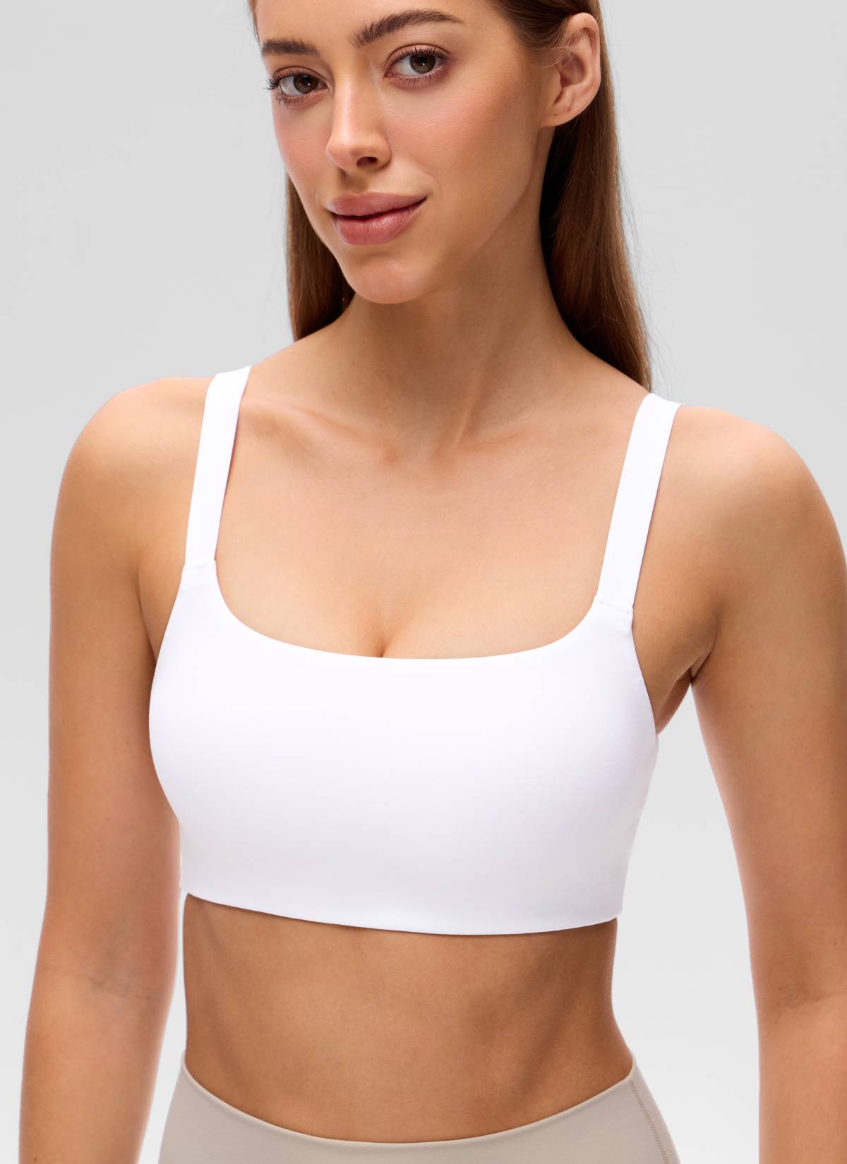 CRZ YOGA Women's Butterluxe Yoga U Neck Square Back Sports Bra White