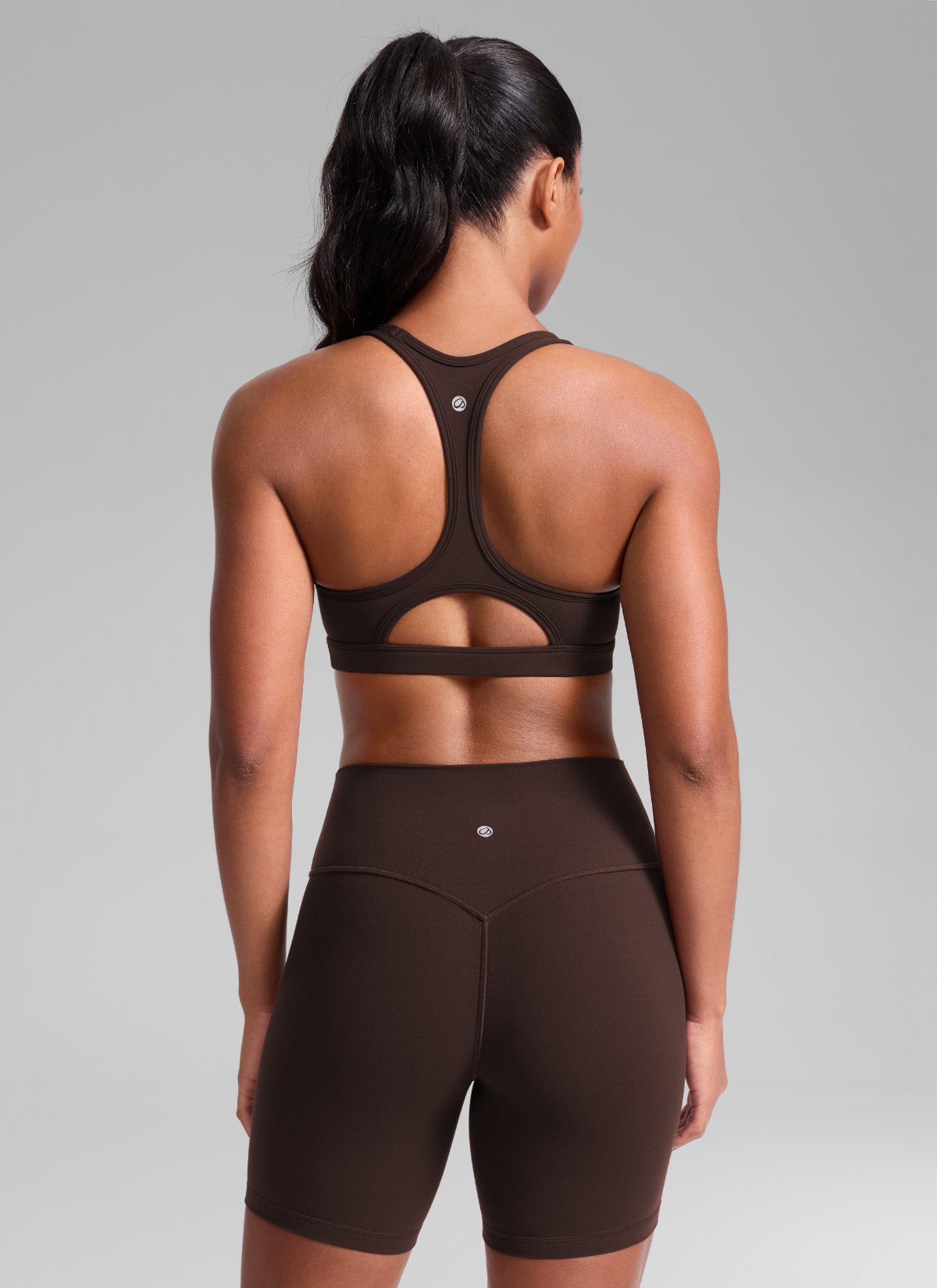 CRZ YOGA Women's Butterlift Yoga U Neck Racerback Keyhole Sports Bra Hot Fudge Brown