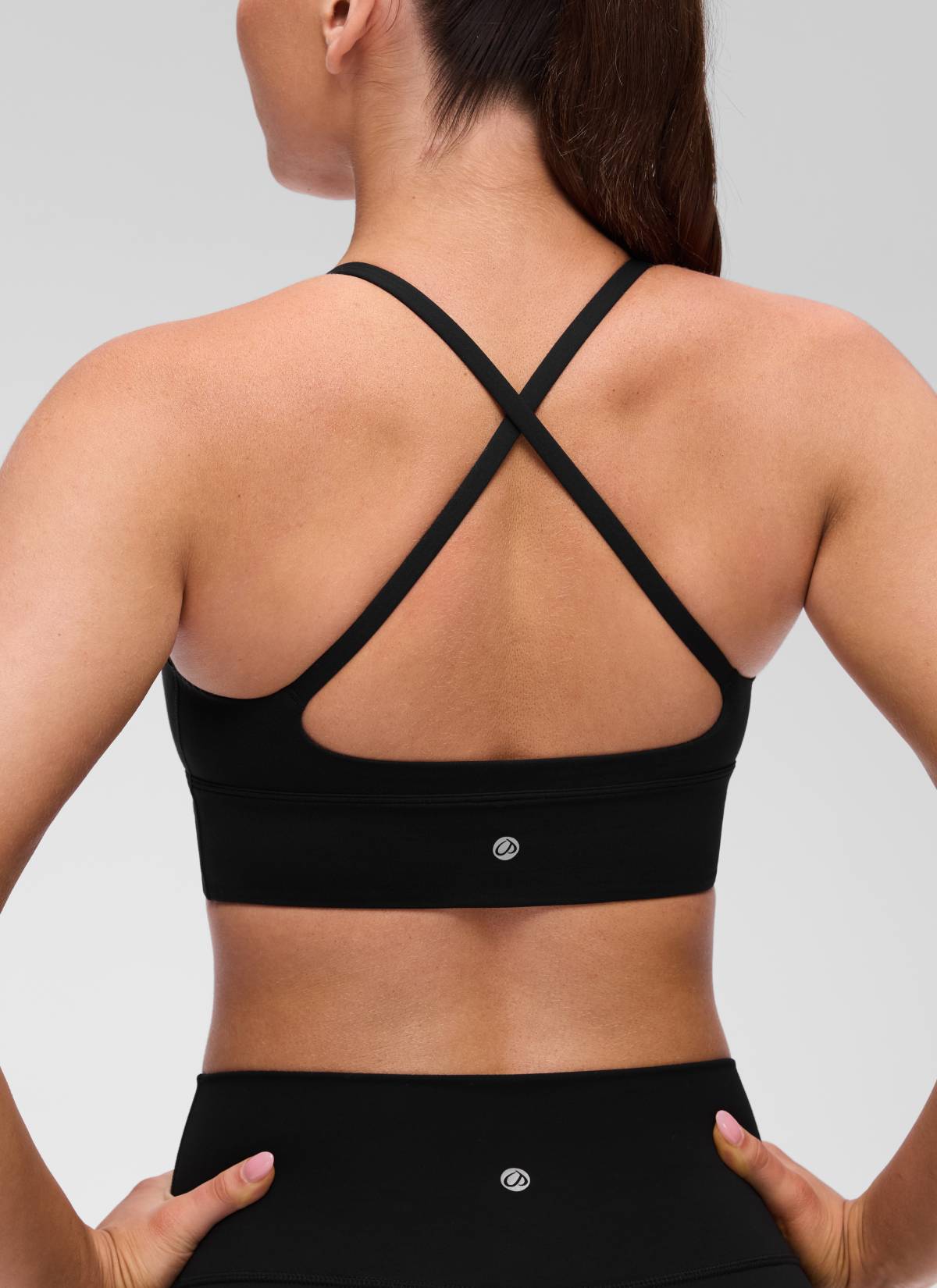 CRZ YOGA Women's Butterluxe Yoga V Neck Cross Back Longline Sports Bra Black