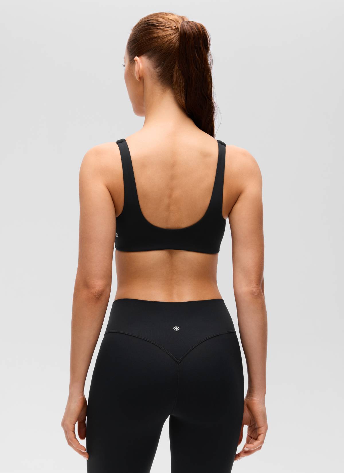 CRZ YOGA Women's Butterluxe Yoga Twist V Neck U Back Sports Bra Black