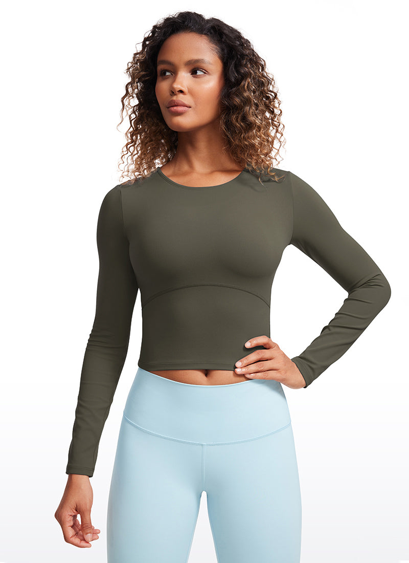 CRZ YOGA – חולצת יוגה לנשים, גזרה צמודה, Butterluxe , שרוולים ארוכים, תפר קדמי, ירוק צבאי בהיר